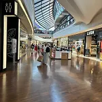 Polonia Residences 68- Locations -fabryczna Station, Piotrkowska Street -theatres -museums -ec1 Planetarium