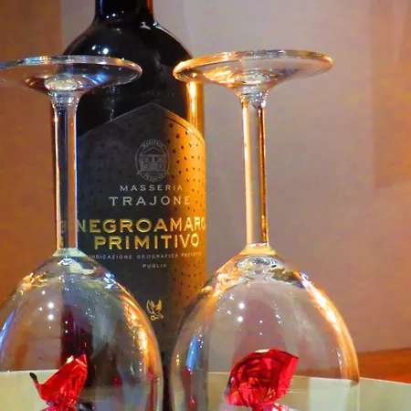 Polonia Residences 68- Locations -off Piotrkowska Street -theatres -museums -fabryczna Railway Station 3mins Apartament