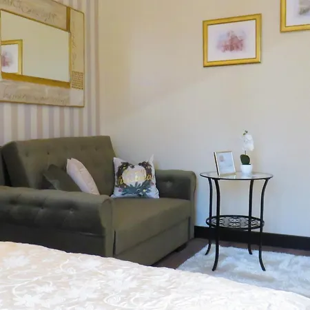 Polonia Residences 68- Locations -off Piotrkowska Street -theatres -museums -fabryczna Railway Station 3mins Apartamento