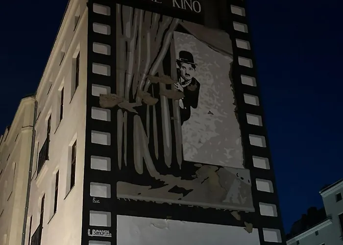 Polonia Residences 68- Locations -fabryczna Station, Piotrkowska Street -theatres -museums -ec1 Planetarium * Лодзь